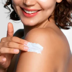 A-derma Les Indispensables Latte Corpo Idratazione 72h 400ml