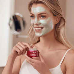 Ahava Mineral Mud Brightening & Hydrating Facial Treatment Mask 50ml