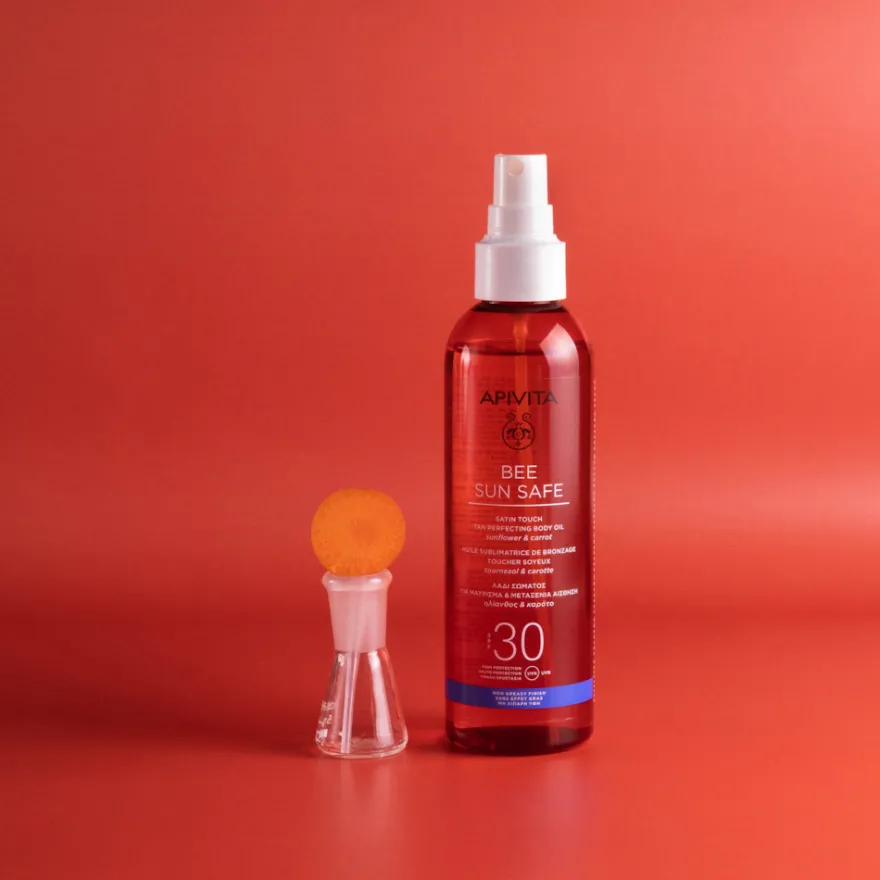 Apivita Bee Sun Safe Olio Solare Spray Corpo Abbronzante Con Protezione Spf30 Texture Leggera 200ml
