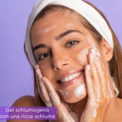 Apivita Schiuma Detergente Cremosa E Idratante Viso Occhi Struccante Rimuove Il Trucco 200ml