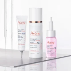 Avene Hyaluron Activ Procedure Micro-lift Crema Labbra E Occhi Con Retinal Niacinamide Acido Ialuronico 15ml