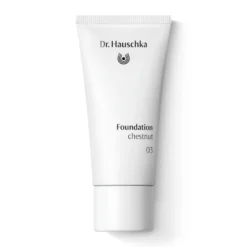 Dr. Hauschka Mallow Foundation 03 Chestnut 30ml