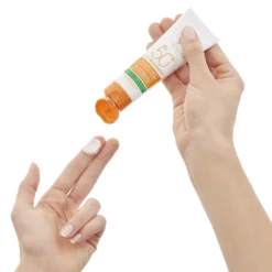 Vichy Trattamento Opacizzante 3 In 1 Effetto Mat Viso Protezione Molto Alta Spf 50+ 50ml